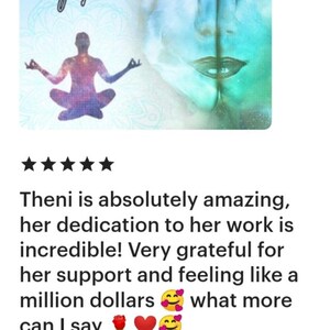 Op de afbeelding: Een Etsy-listingafbeelding met de tekst "Aura Cleansing by Theni". De afbeelding toont het gezicht van een vrouw met handen over haar ogen en een silhouet van een mediterende persoon. Een klantbeoordeling is ook opgenomen.