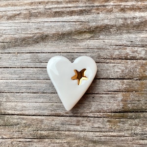 Fève en porcelaine coeur étoile d’or
