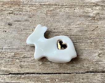 Rabbit bean in porcelain with a heart of gold