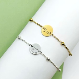 Pulsera de doble cara personalizada con dijes, pulsera con letras grabadas, pulsera con nombre en forma de disco, cadena de muñeca con fecha de nacimiento personalizada, regalo para ella
