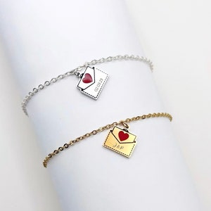 Pulsera de sobre personalizada en plata dorada, pulsera con dije de nombre, pulsera con letra de amor, pulsera con fecha de aniversario grabada, regalo para enamorados