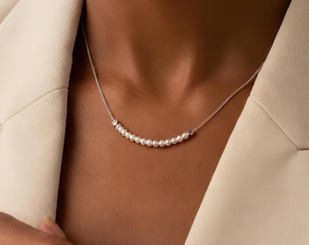 Minimalist Curved Shell Pearl Row Necklace, Dainty Stainless Steel Curb Chain, Elegant Bar Choker, Hypoallergenic Jewelry, Smile Line