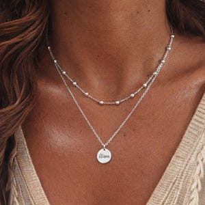 Collier superposé personnalisé avec chaîne boule, collier prénom disque double rang, collier disque personnalisé en or argenté, cadeau de maman, pour elle