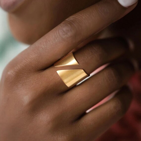 Gold ring thick sale
