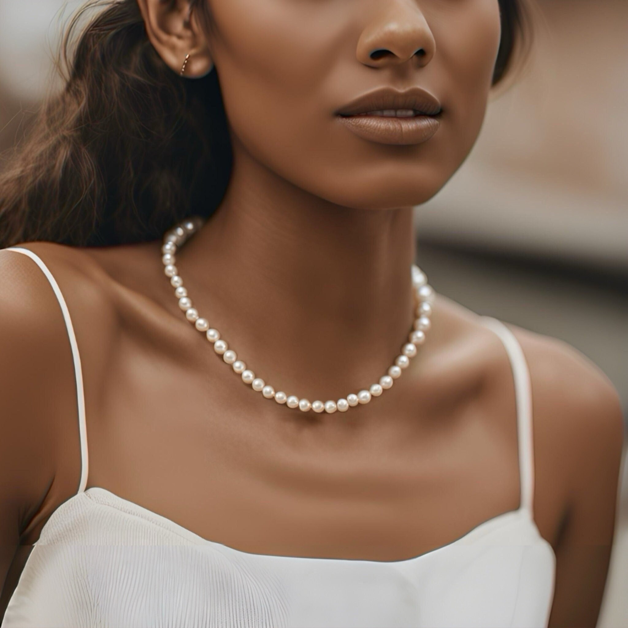 ネックレス・チョーカー Emblem Pearl Necklace Shell Pearl Choker, Mother of Pearl Beads Choker, White
