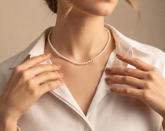 Small Shell Pearl Necklace, Mother of Pearl, Dainty Round Beads Choker, Everyday Jewelry, Delicate Accessory, Splash-Proof, Stainless Steel