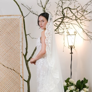 Matilda -Mantilla Lace Veil, Bespoke Veil, Corded Lace Wedding Veil, Off White veil, Ivory veil, Champagne veil
