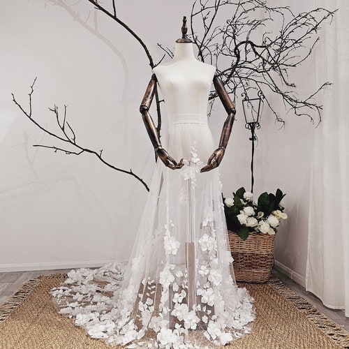 Bridal detachable overlay, Removable overskirt, Bespoke 3D lace flower overskirt - Ola Bridal detachable overlay, Removable overskirt, Bespoke 3D lace flower overskirt - Ola