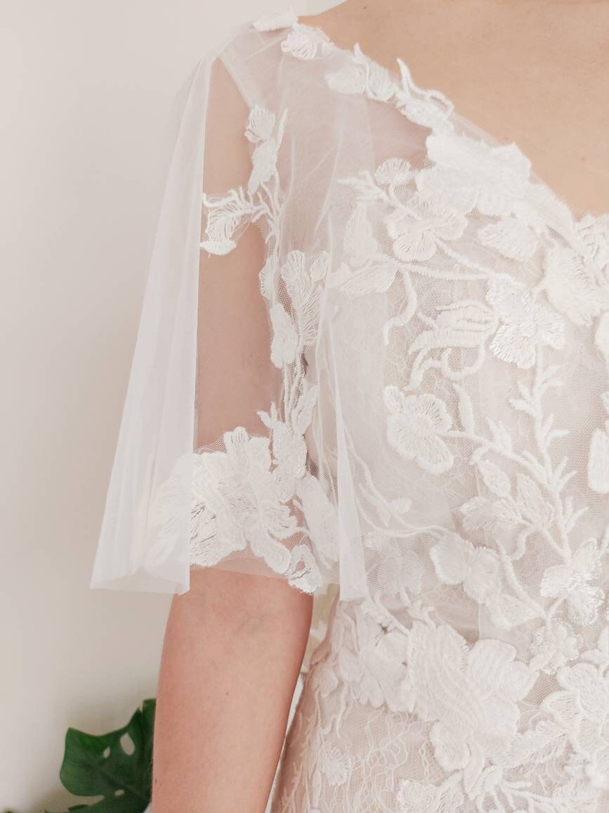 Elegant Wedding Dress Bridal Dress With Sleeves Light Weight - Etsy UK
