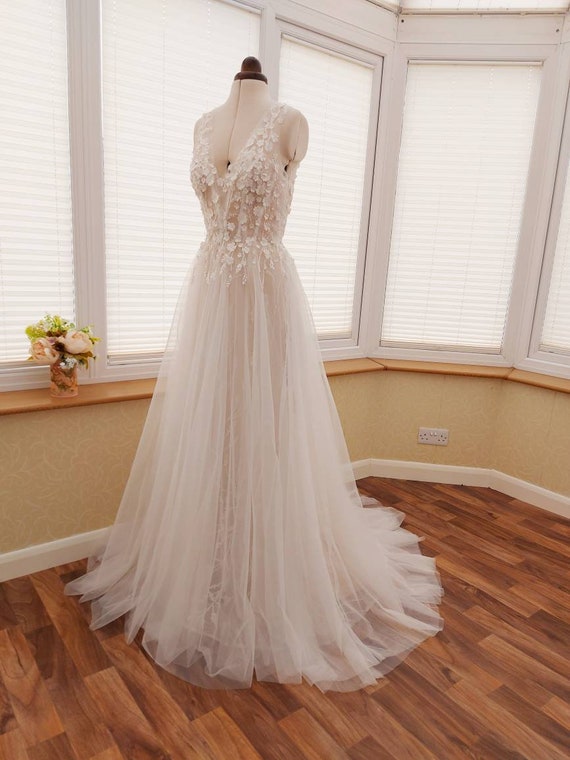 Vestido de novia elegante vestido de novia con flores 3D - Etsy México Vestido de novia elegante vestido de novia con flores 3D - Etsy México