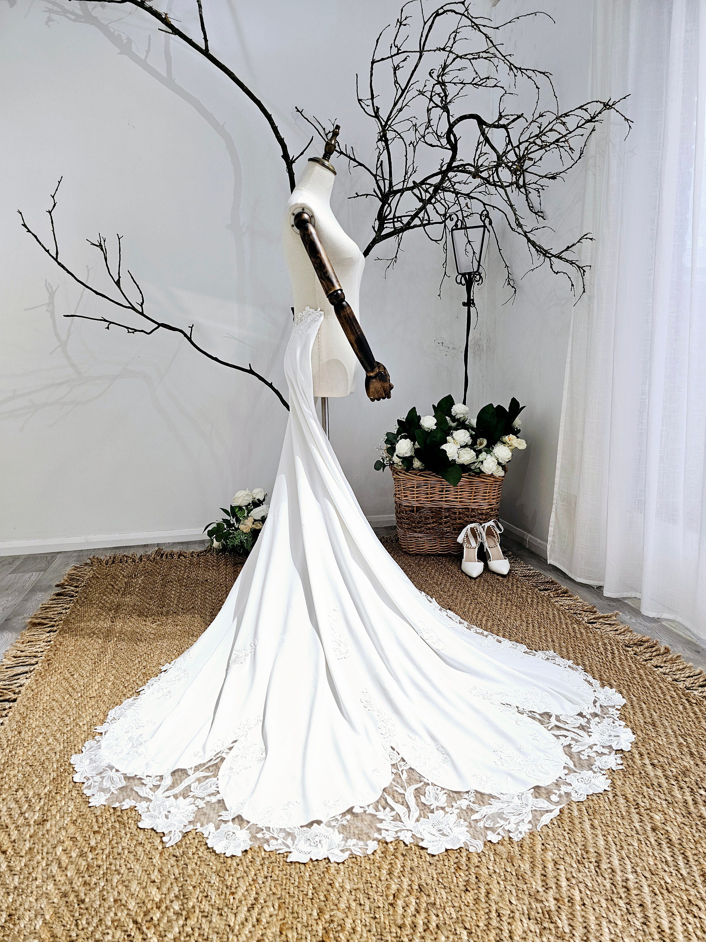 beaded wedding dress with detachable train Beaded Mermaid Trumpet Wedding Dress with Detachable Train Elegant Bri –  Elsi John main image 0
