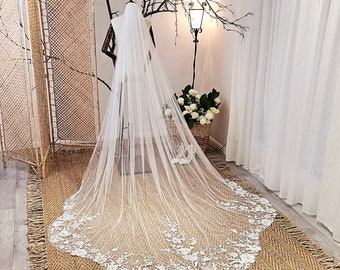 Whitney - Super Soft Bridal Veil with Beaded Lace, 3m Width Veil, 1 Tier Veil with Sequins, Wedding Veil, Cathedral Veil,Chapel Veil