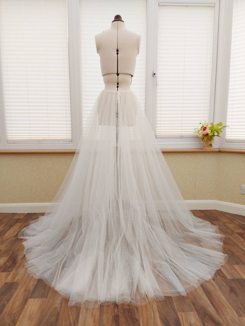 removable overskirt