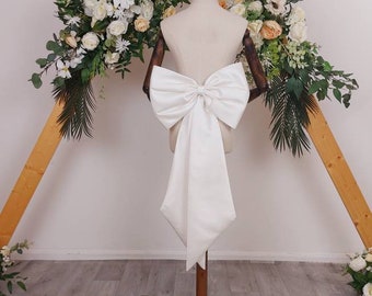 Bretagne - Abnehmbare Hochzeitskleidschleife, abnehmbare Satin-Brautschleife, abnehmbare Brautschleife, Elfenbeinschleife, Blumenmädchenschleife