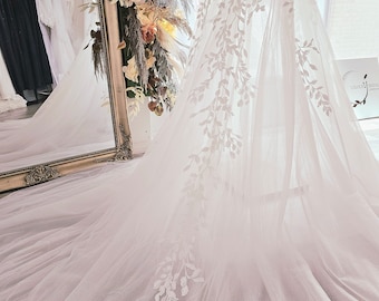 Detachable Train With Leaflike Lace, 3 Layer Removable Train with Lace - Rosey