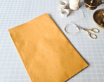 Paper gift envelope | Flat bag| Retro little dots | Paper Gift bag | Cute Packaging | Sustainable paper |