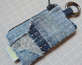 Eenmalig geüpcycled sashiko-denimzakje | portemonnee | sleutelhouder | lippenbalsemhouder | duurzaam cadeau | langzame mode