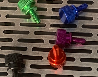 Knurled M*4 Thumbscrews