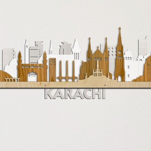Grande oeuvre d&#39;art murale en bois découpée au laser en couches 3D Skyline de Karachi