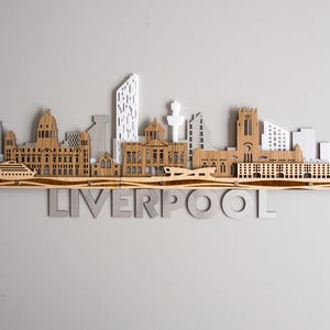 Déco murale 3D en bois, découpée au laser, en couches, Liverpool Skyline