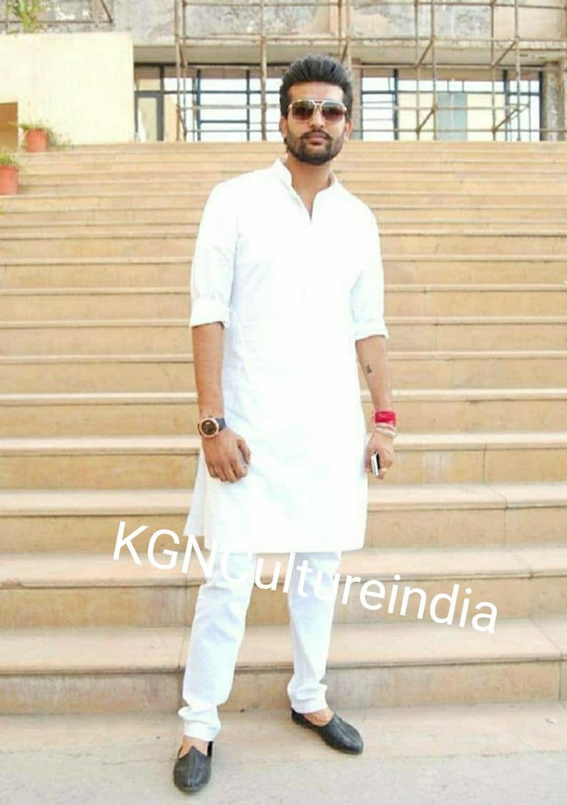 New Indian long pathani Kurta round neck collar simpal look and altimet pes for Indian look designs patani Kurta white color