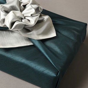 Premium Dark Green & Ivory Bojagi, Furoshiki, Fabric Gift Wrap, Ecofriendly Wrapping, Furoshiki Cloth, Furoshiki Wrap, Cloth Wrap No. 107 image 4