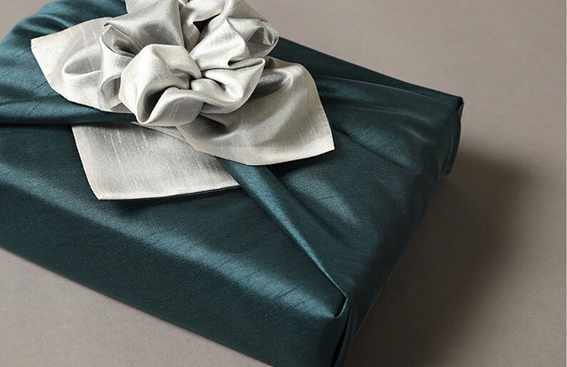 Premium Dark Green & Ivory Bojagi, Furoshiki, Fabric Gift Wrap, Ecofriendly Wrapping, Furoshiki Cloth, Furoshiki Wrap, Cloth Wrap No. 107 image 4