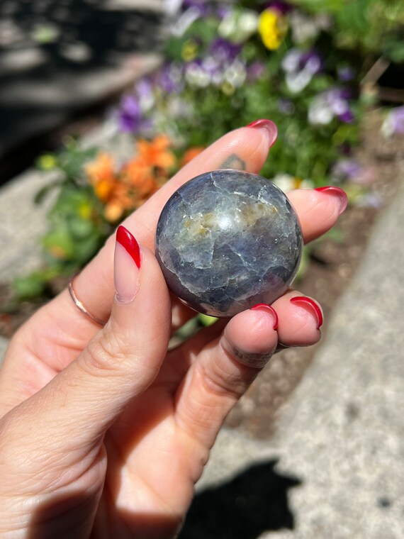 はち。さま専用アイオライトサンストーン　スフィア　天然石置物　C73 はち。さま専用アイオライトサンストーン スフィア 天然石置物 C73