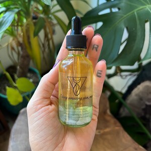 F*cking Amazing Skin, Man - Olio per il corpo Crystal Elixir completamente naturale con olio di girasole, jojoba, cocco, vinaccioli, oli essenziali Acquamarina