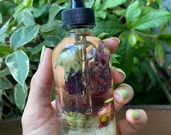 Godin massage- en lichaamsolie etherische olie met maansteen doordrenkt - volledig natuurlijk, kokos- en abrikozenolie met rozenhout, viooltje en wierook