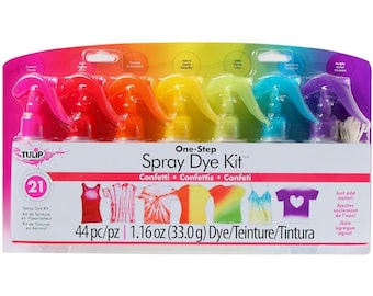 Pode incluir: Um kit de tinta spray de uma etapa da marca Tulip com 21 cores. O kit inclui 6 frascos de tinta em várias cores, incluindo rosa, laranja, amarelo, verde limão, turquesa e roxo. O kit também inclui instruções de uso e uma variedade de padrões de tie-dye. O kit é rotulado como "One-Step Spray Dye Kit" e "Confetti Confettis Confeti". O kit também é rotulado como "44 pc/pz | 1.16 oz (33.0 g) Dye/Teinture/Tintura".