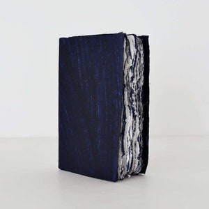 Lamali Handmade Journal Indigo Night con carta da tappeto in cotone, album da disegno organico, regalo unico per artista
