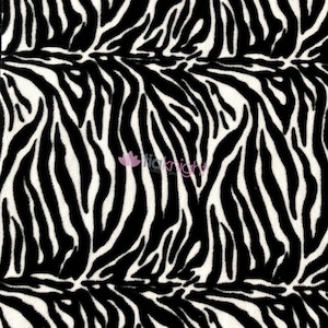 Peut inclure: Un tissu présentant un motif à rayures zébrées noir et blanc à fort contraste. La surface a un aspect doux et texturé. Au centre se trouve un logo avec une icône de lotus rose et le texte tia knight inspired fabric en blanc.