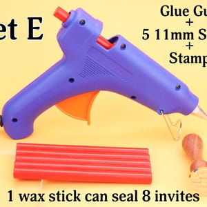 Kit per timbri in ceralacca fai da te con pistola per colla, timbro in ceralacca con pistola per colla e bastoncino di ceralacca da 11 mm, kit per timbri in ceralacca personalizzati per lavori artigianali, strumento per sigilli in ceralacca