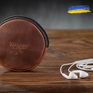 Iphone case with earbud holder shop