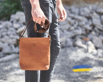 Leather messenger bag, Handmade shoulder bag, Classic shoulder bag for men, Black crossbody bag, Sling mans bag, Gift for him, Leather bag