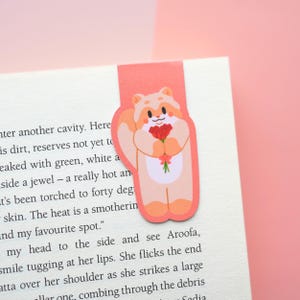 Marcapáginas magnético con forma de corazón, diseño de letras de amor pastel kawaii, beso de San Valentín, flores, accesorio estético para libros, regalo para amantes de la lectura, papelería