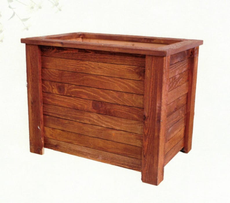 Harmony Acres Cedar Rectangular Planter - Thumbnail 4