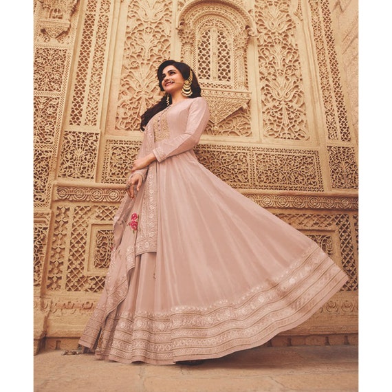 Buy Designer Anarkali Dresses & Anarkali Suits for Wedding Online