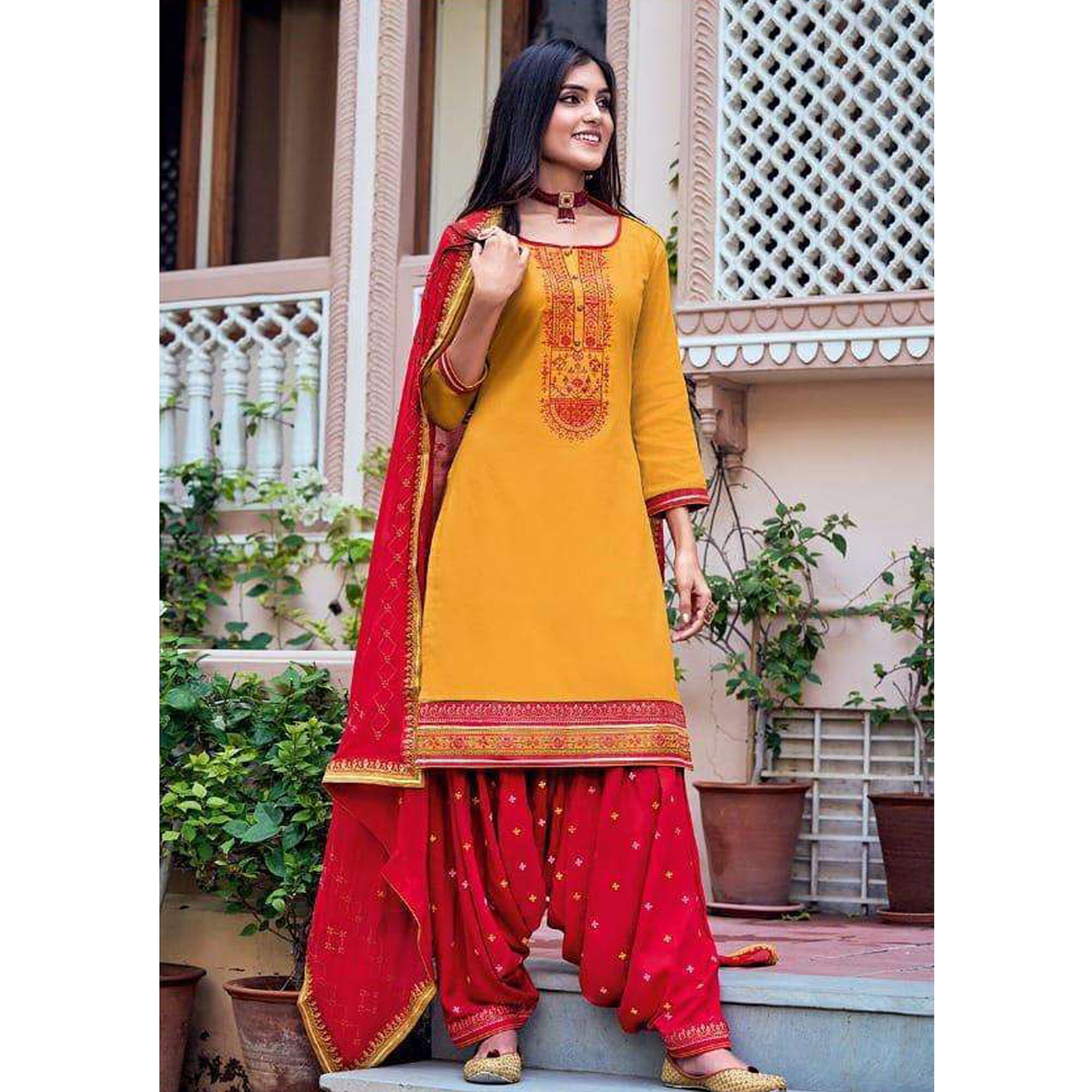 Popular Yellow Haldi Punjabi Geometric Print Salwar Kameez and Yellow Haldi  Punjabi Geometric Print Salwar Suits online shopping