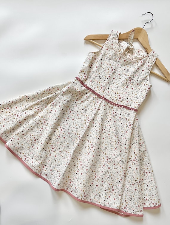 Leichtes sommerliches Baumwollkleid  ideal zur Einschulung- auch passend zu den Schultüten von Panjona