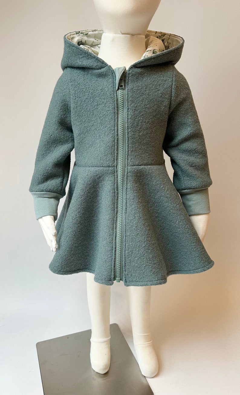 Woolen coat with circle skirt, zipper and pointed cap in emerald green individually designed also available in other wool colors image 1