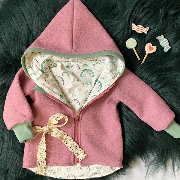 Immediately available as shown! Walk jacket pink and cuffs in mint with zipper and hood size 86-92-98-104