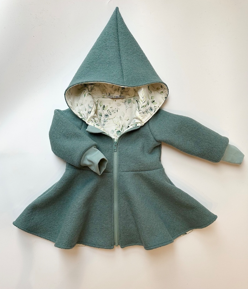 Woolen coat with circle skirt, zipper and pointed cap in emerald green individually designed also available in other wool colors image 3