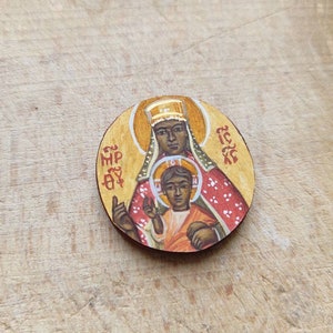 Pequeño icono de la Virgen Negra de Tíndari. Recuerdo de madera. Icono en miniatura. Icono ortodoxo. Hecho a mano. Pedidos individuales. Hecho en Ucrania.