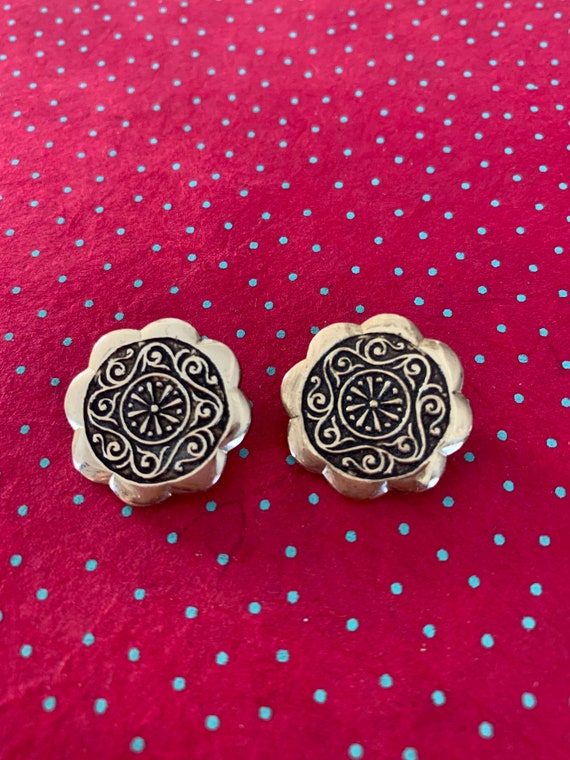 Boucles D'oreilles Vintage à Clip - Métal Doré Ciselé - Occasion En Bon état Général - Style Ancien Fantaisie