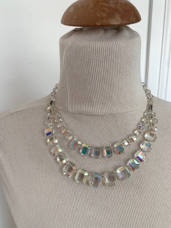 Collier années 50 vintage deux rangs verre irisé