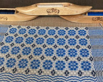 Hand Woven Overshot Table Runner