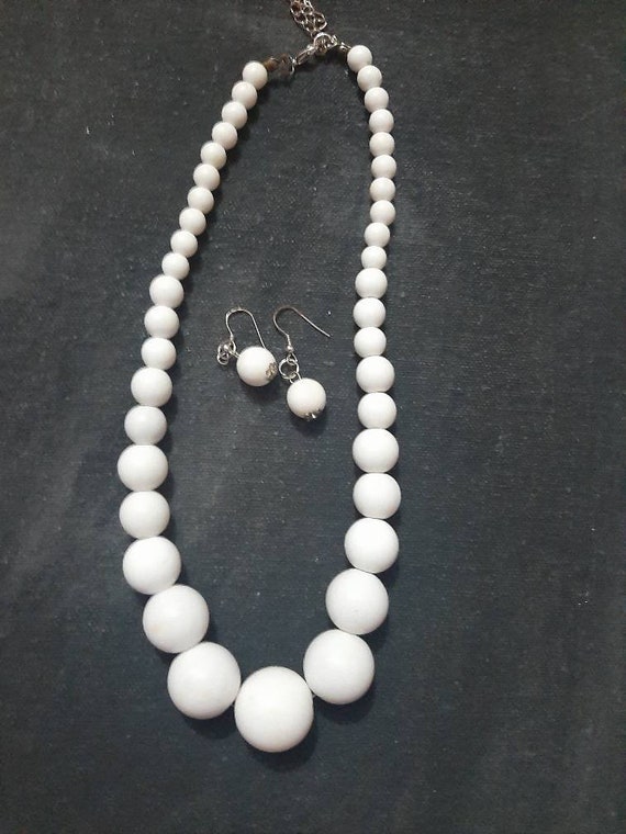 Large White Beaded Necklace and Earrings jewelry Set for Female
