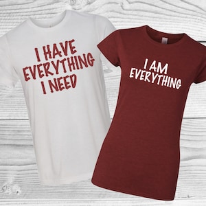 Todo lo que necesito con las camisas de San Valentín